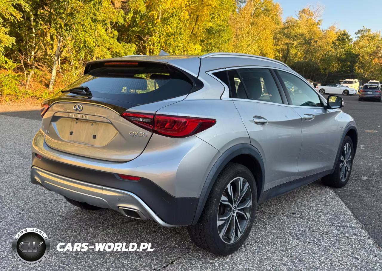 2018 Infiniti Qx30 Luxury VIN:SJKCH5CR7JA057964 - 4