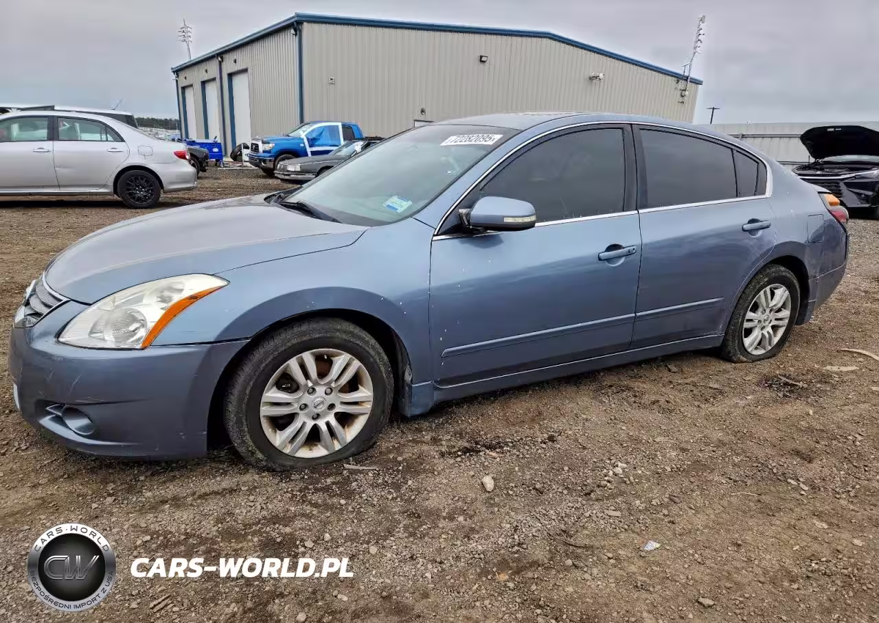 2012 Nissan Altima Base