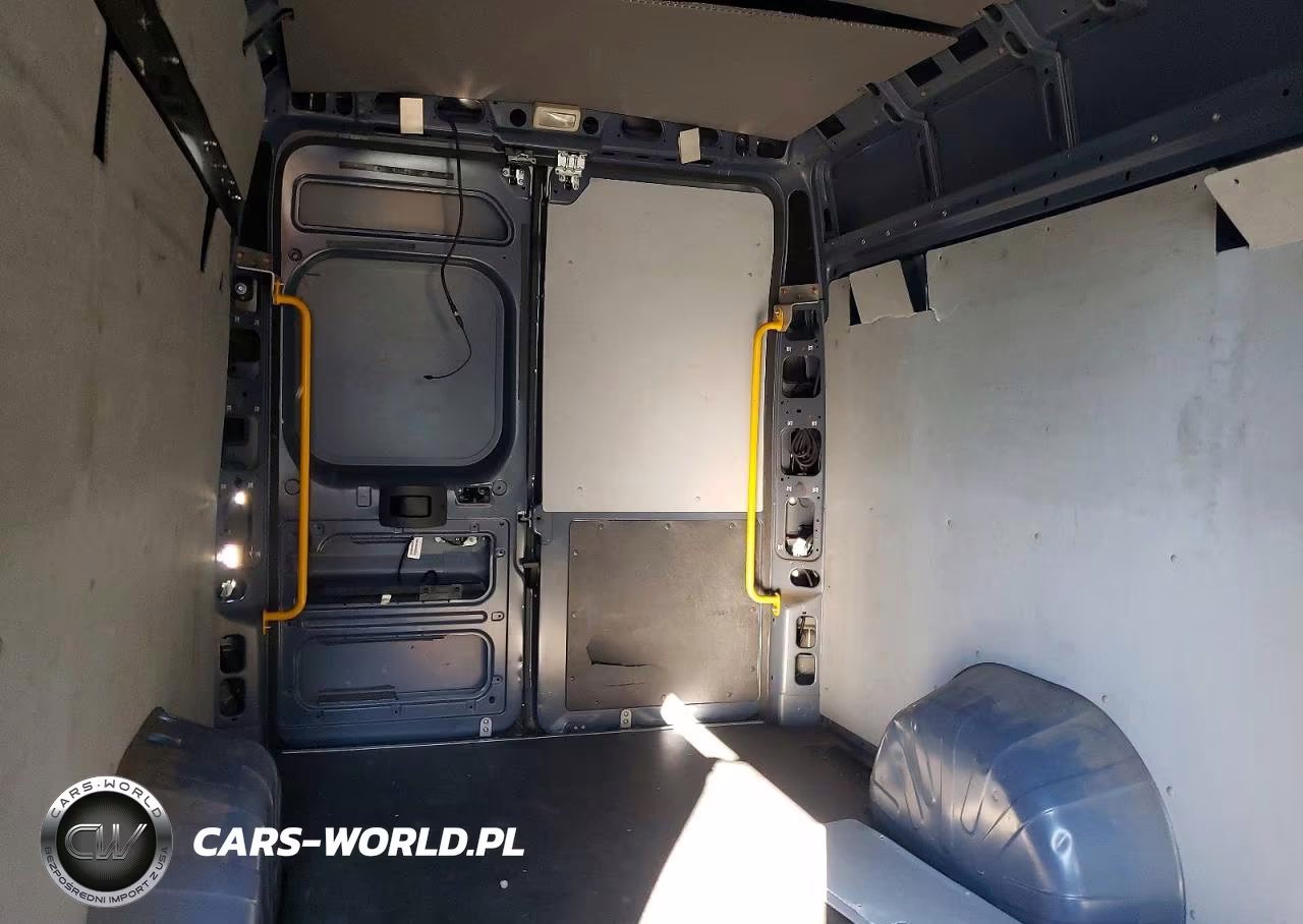 2021 Ram Promaster 3500 Delivery Van VIN:3C6MRVJG2ME563197 - 10