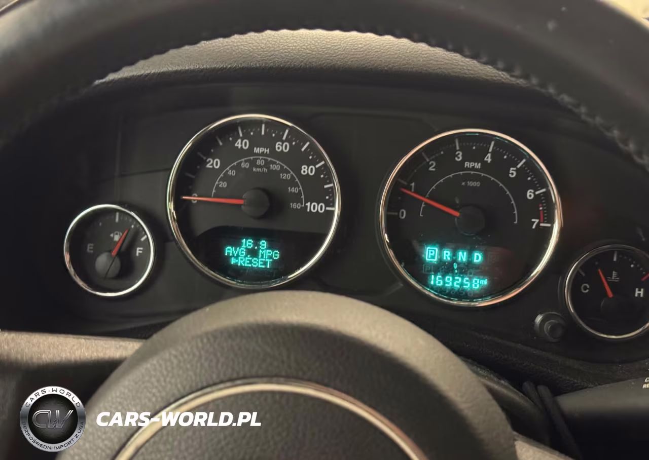 2016 Jeep Wrangler Sport VIN:1C4AJWAG7GL339735 - 8