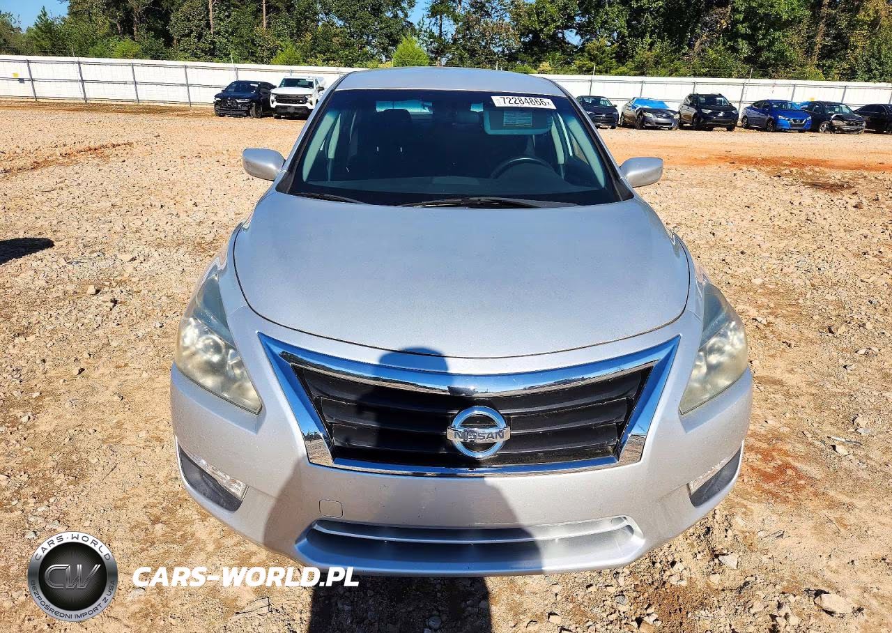 2015 Nissan Altima 2.5 S VIN:1N4AL3AP9FC576059 - 5