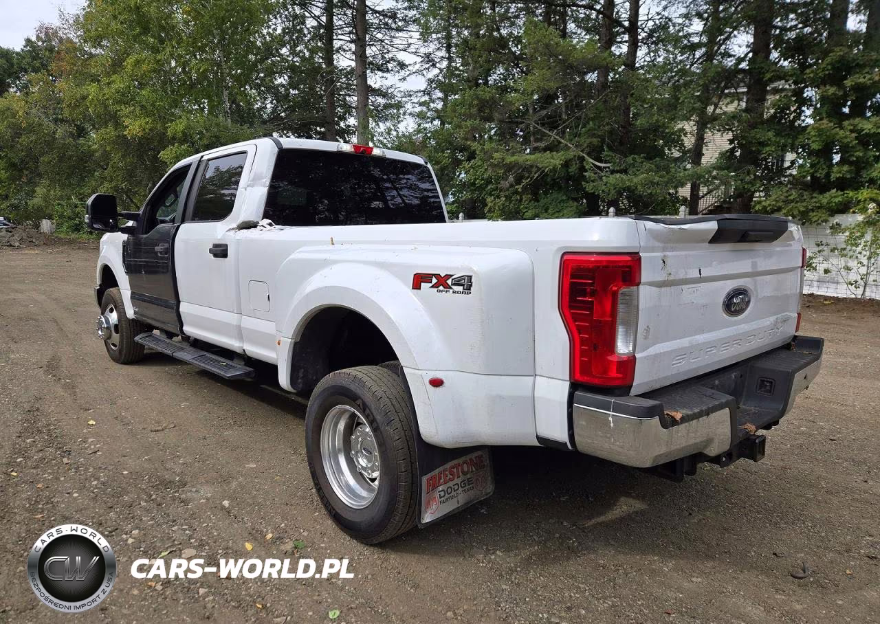 2017 Ford F350 Super Duty VIN:1FT8W3DT7HED16940 - 3