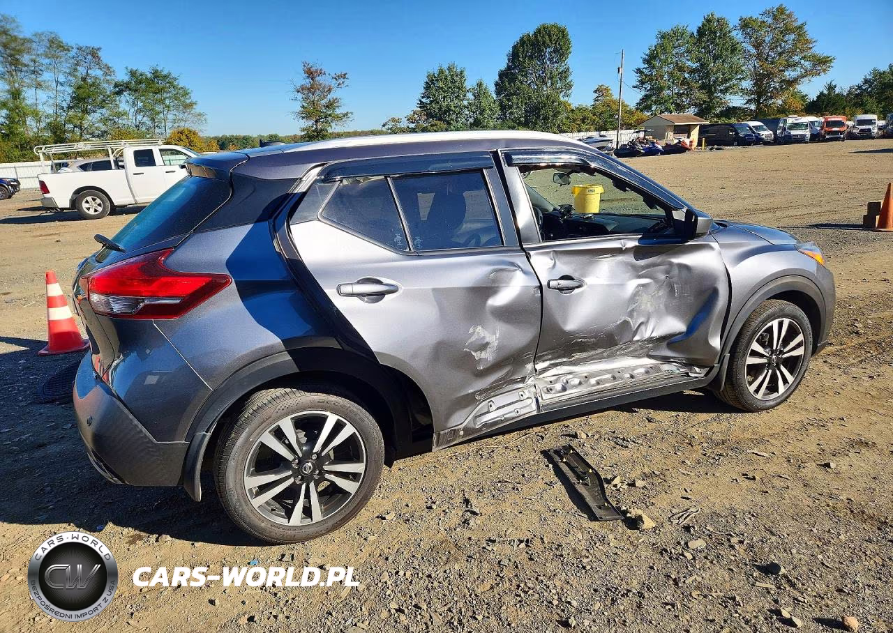 2020 Nissan Kicks Sv VIN:3N1CP5CV5LL494914 - 3