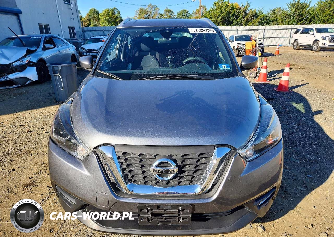 2020 Nissan Kicks Sv VIN:3N1CP5CV5LL494914 - 5