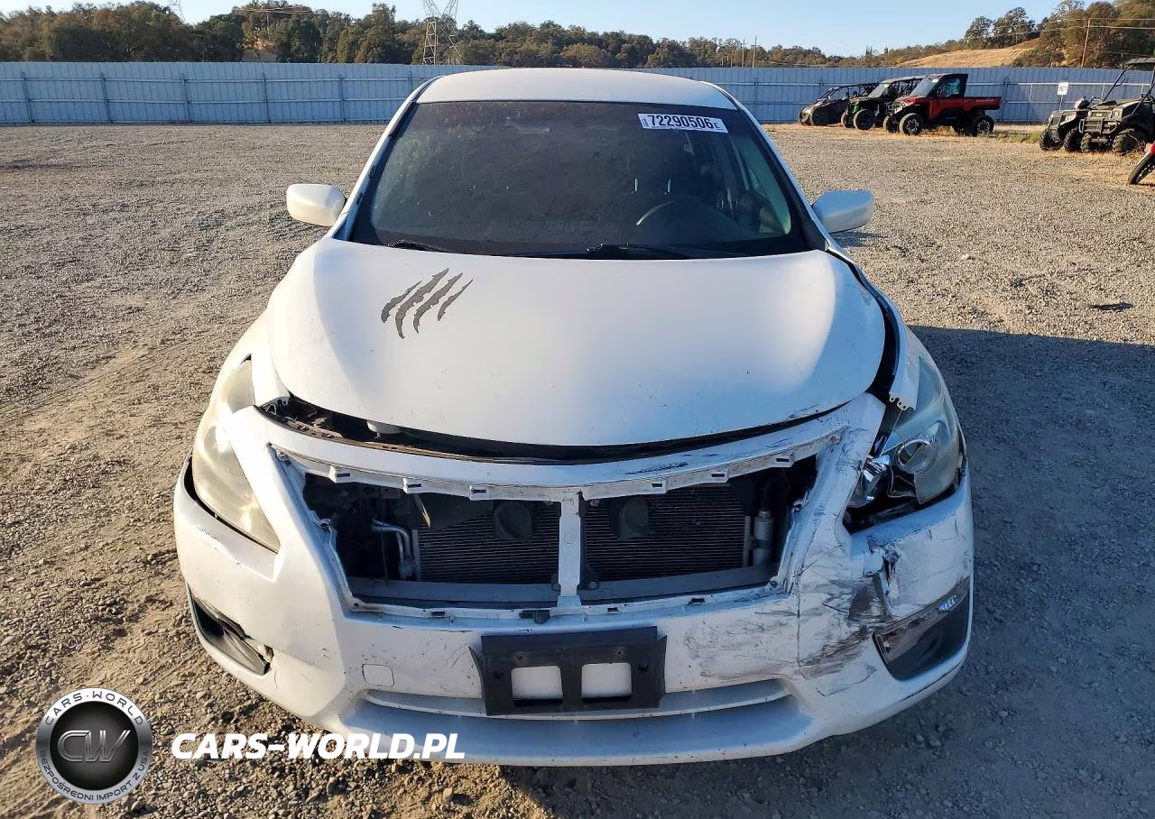 2014 Nissan Altima 2.5 S VIN:1N4AL3AP6EN349849 - 5