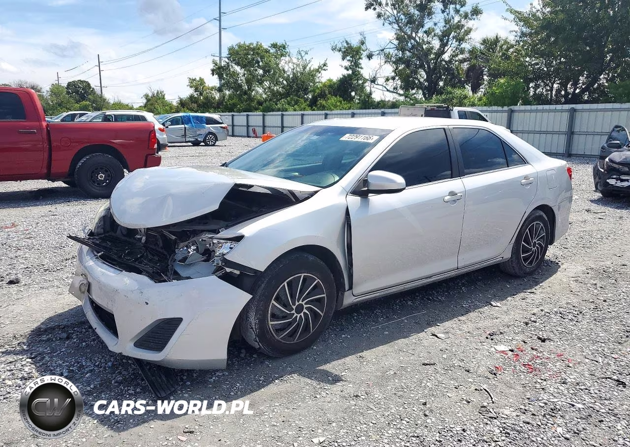 2014 Toyota Camry Le VIN:4T1BF1FK1EU417838 - 1
