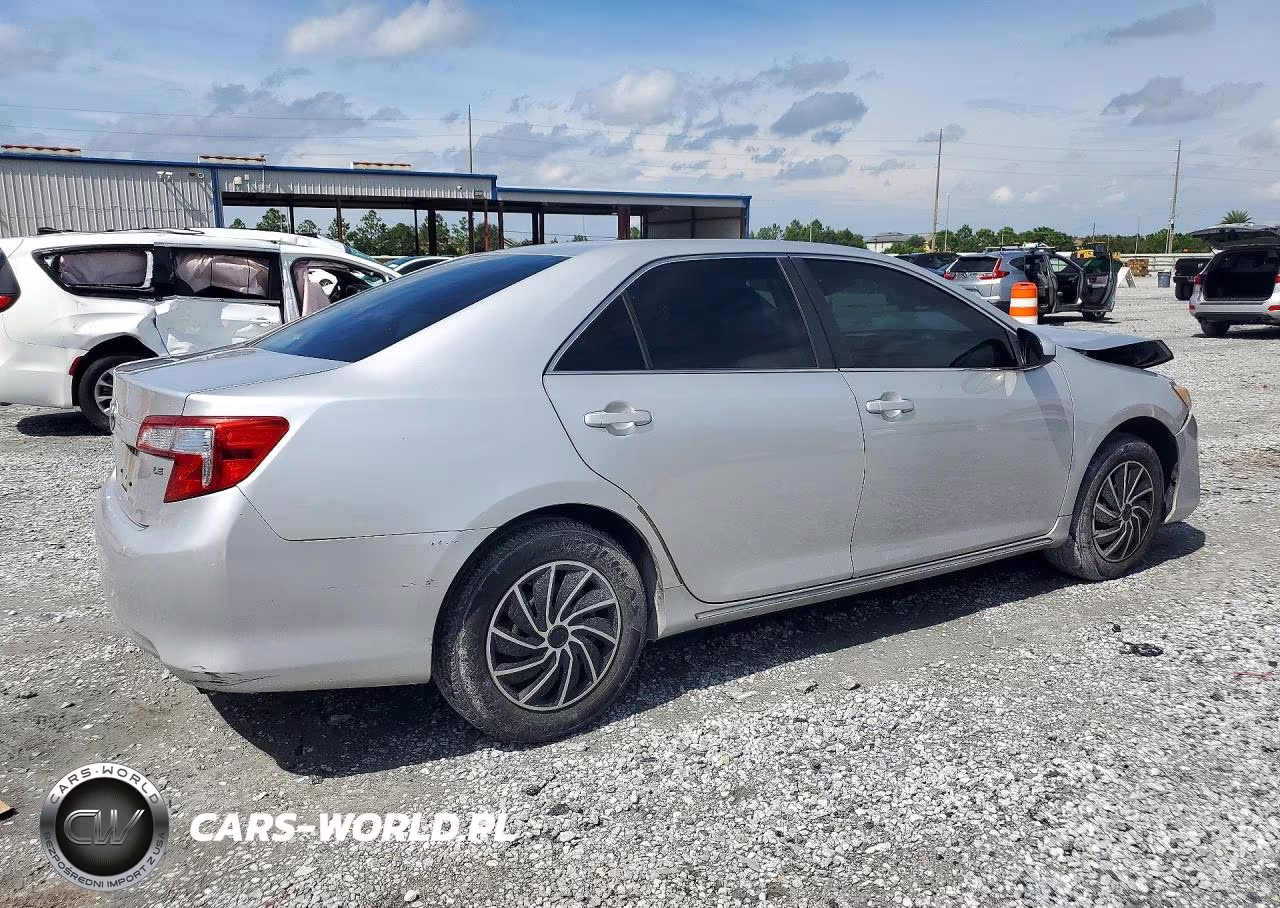2014 Toyota Camry Le VIN:4T1BF1FK1EU417838 - 3