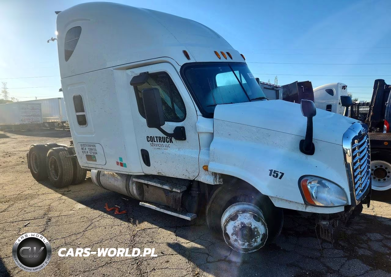 2014 Freightliner Cascadia Semi Truck VIN:3AKJGLBG5ESFY7961 - 4