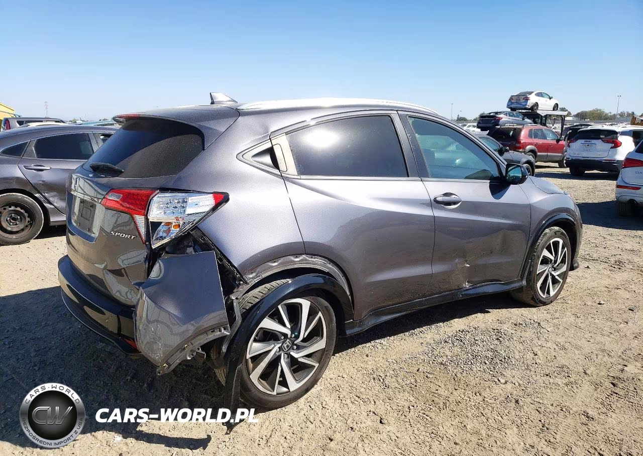 2019 Honda Hr-V Sport VIN:3CZRU5H17KG712052 - 3