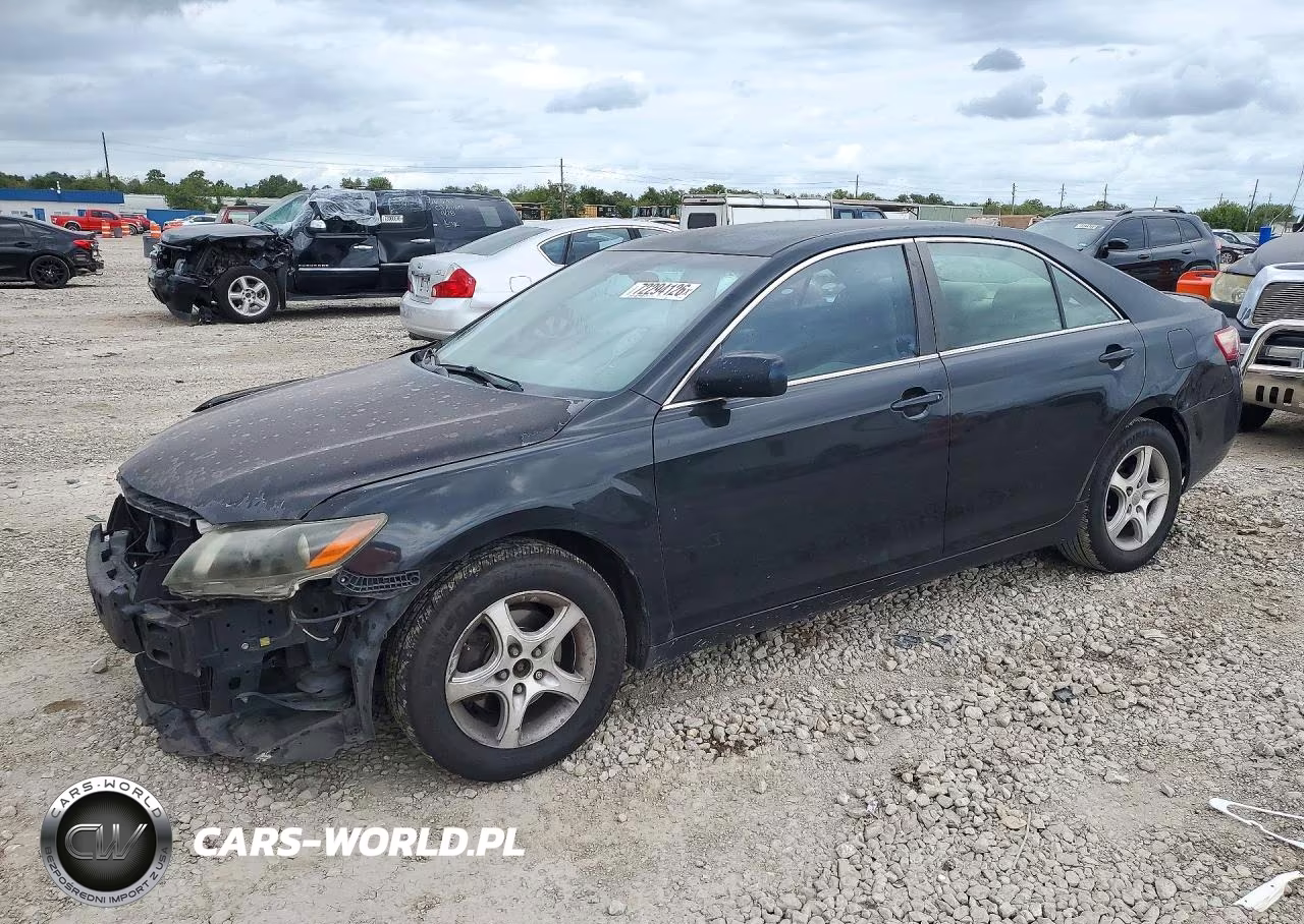 2007 Toyota Camry Le – zdjęcie 1 z 12