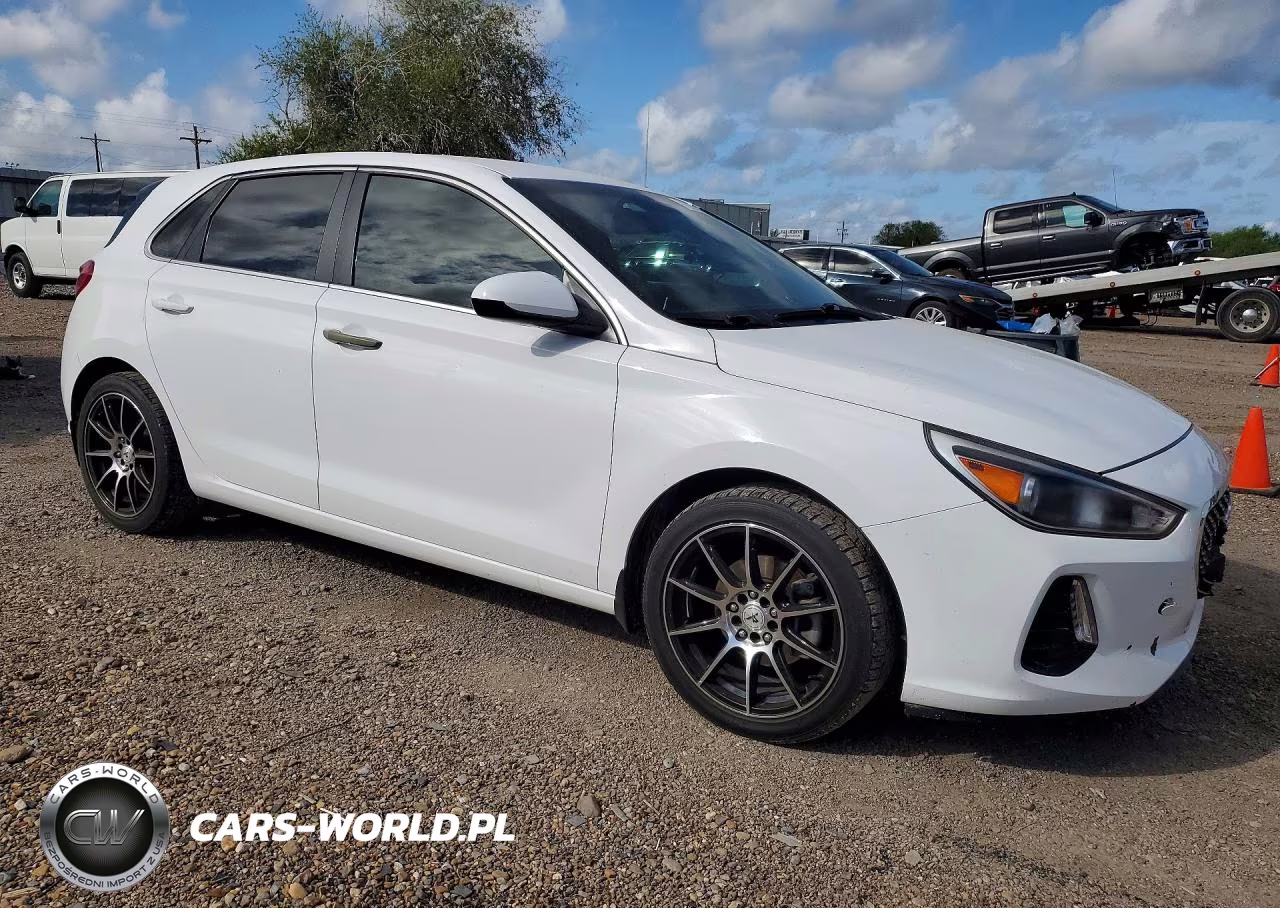 2018 Hyundai Elantra Gt Base VIN:KMHH35LE7JU039785 - 4