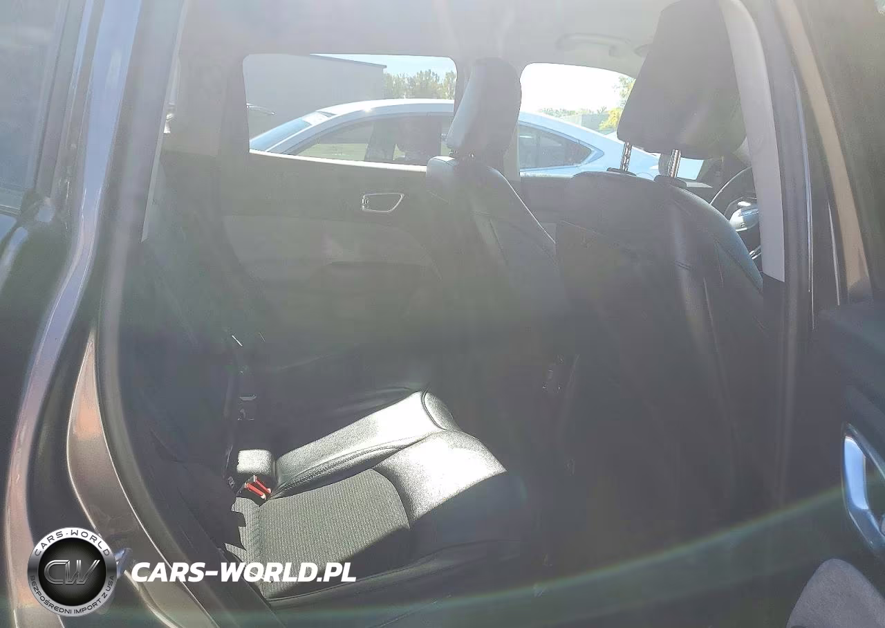 2022 Jeep Compass Latitude VIN:3C4NJDBBXNT124859 - 11