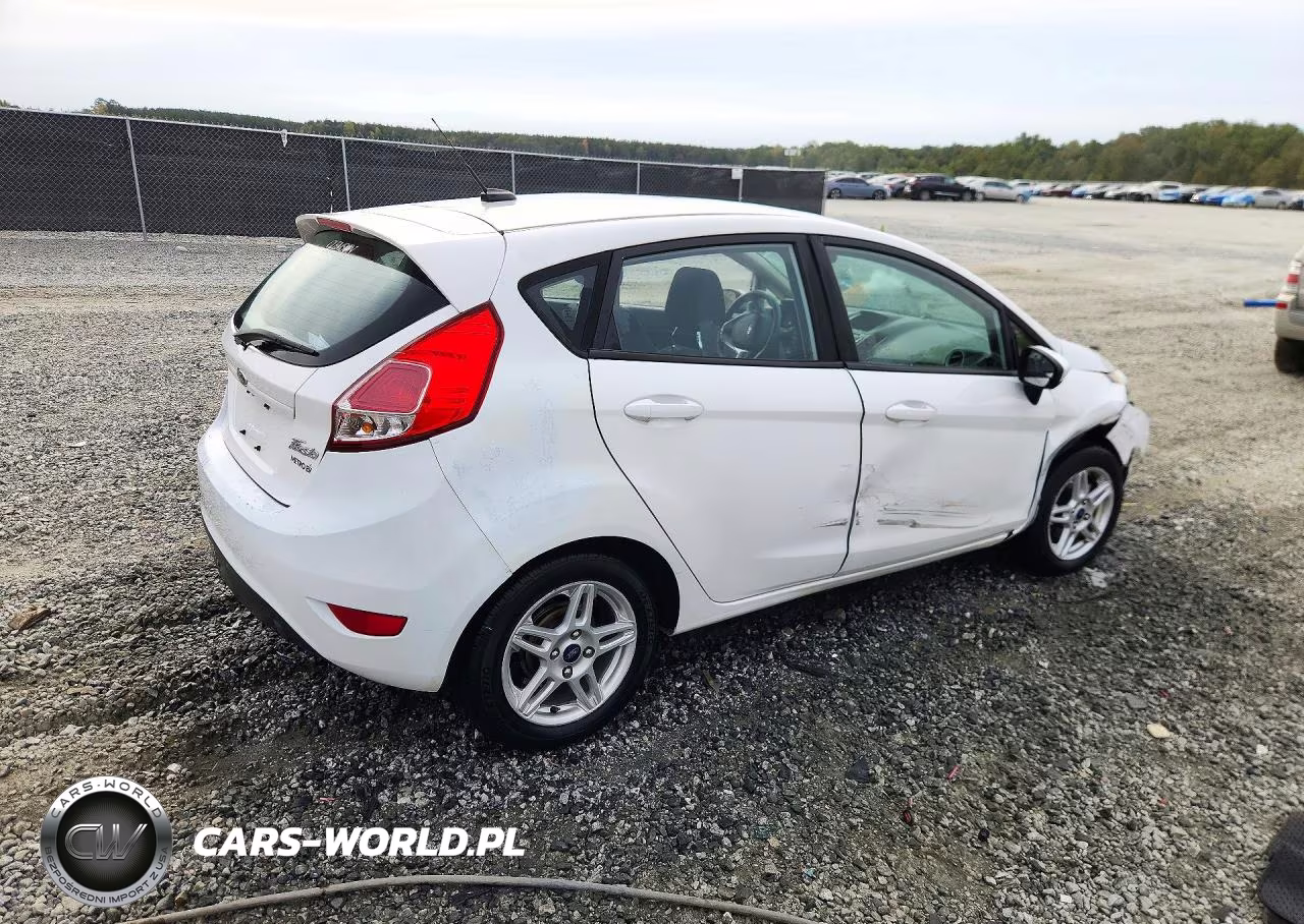 2017 Ford Fiesta Se VIN:3FADP4EJ2HM119611 - 3