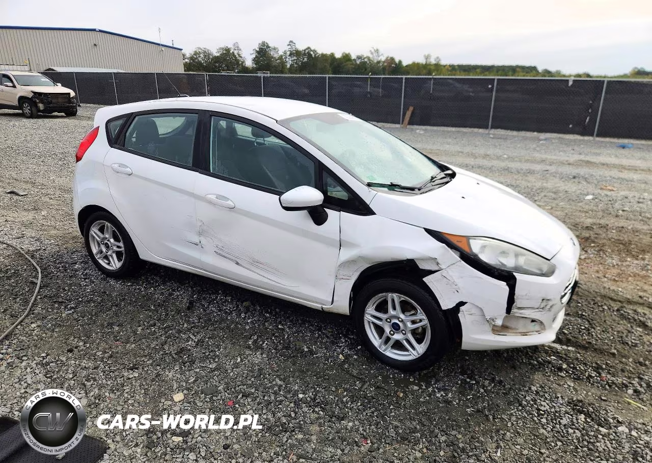 2017 Ford Fiesta Se VIN:3FADP4EJ2HM119611 - 4