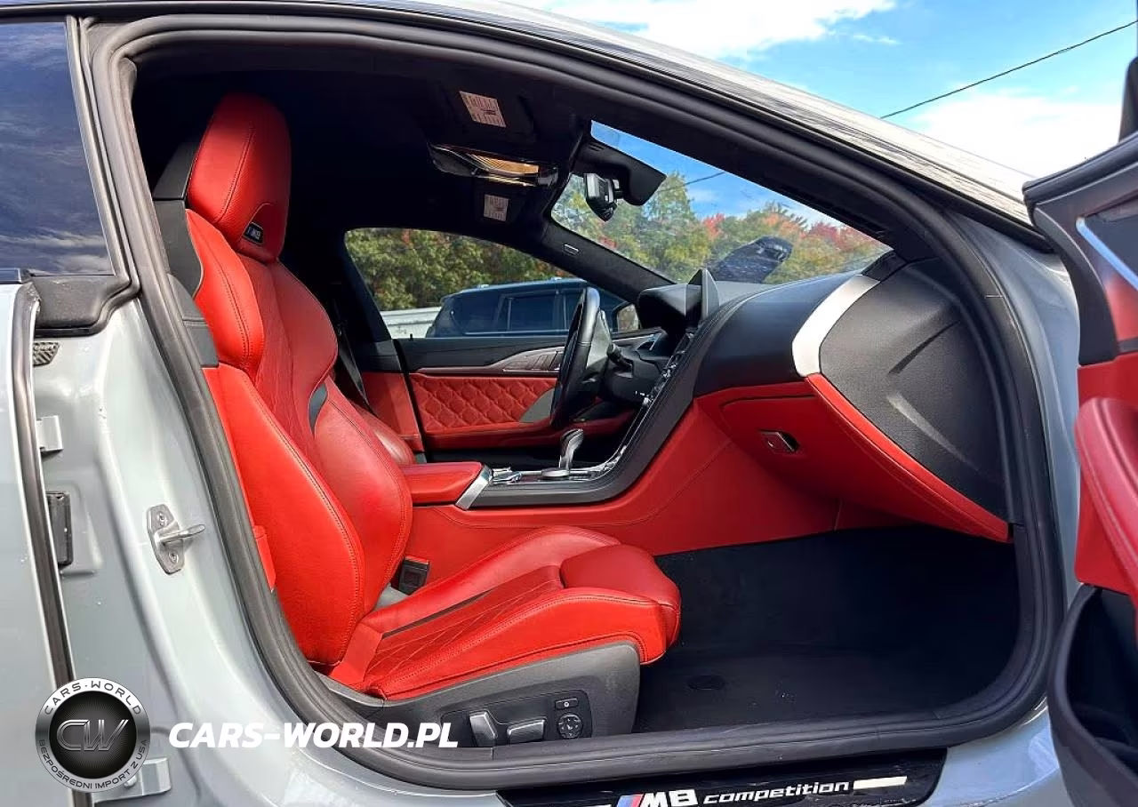 2023 BMW M8 VIN:WBSGV0C0XPCM55922 - 9