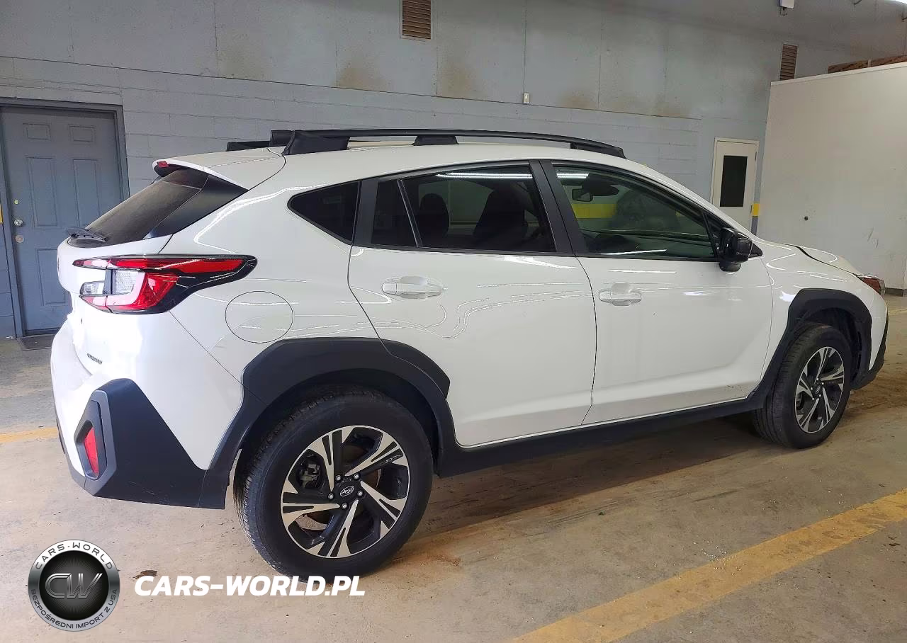 2025 Subaru Crosstrek Premium VIN:JF2GUHDC3S8233687 - 3