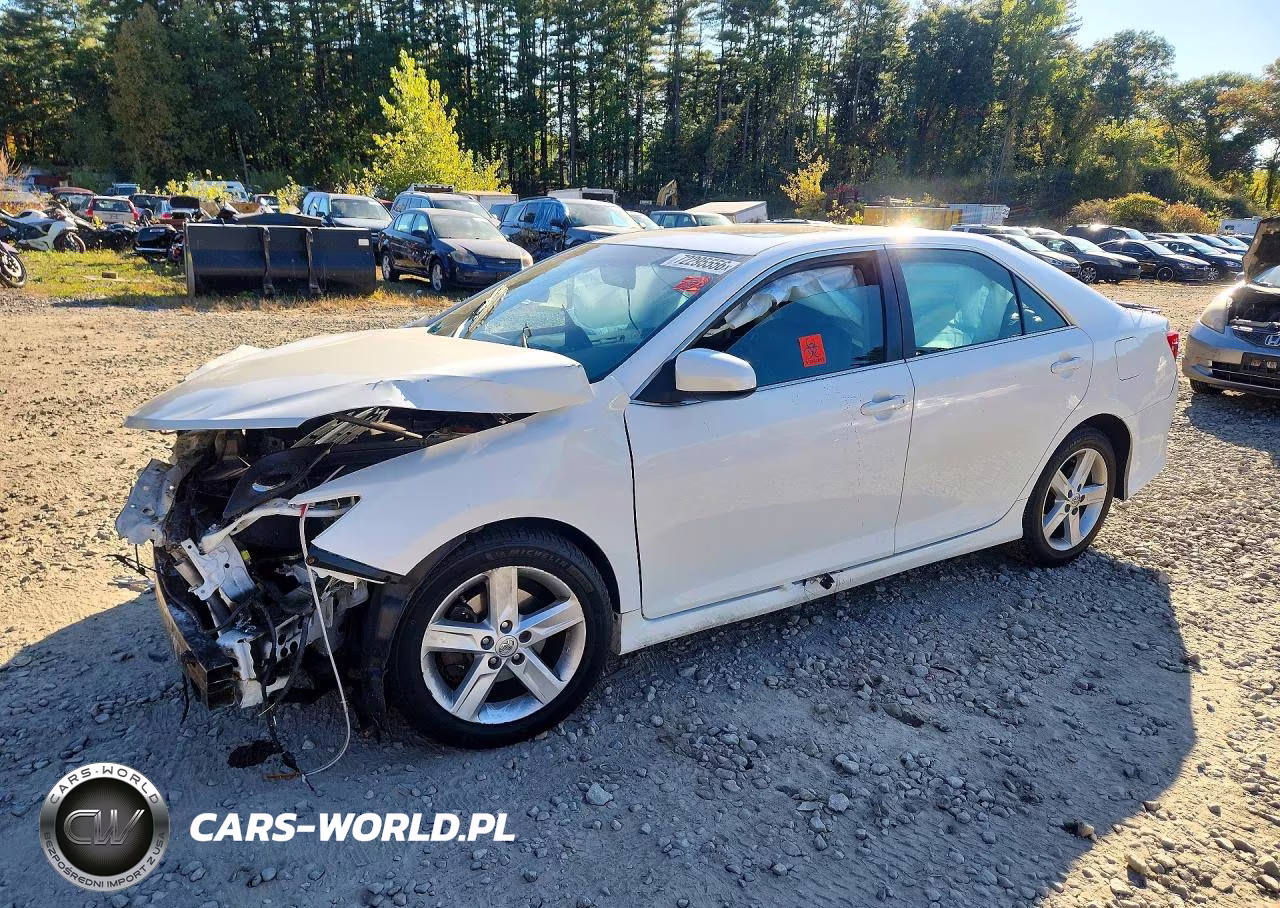 2013 Toyota Camry Se VIN:4T1BF1FK3DU722420 - 1
