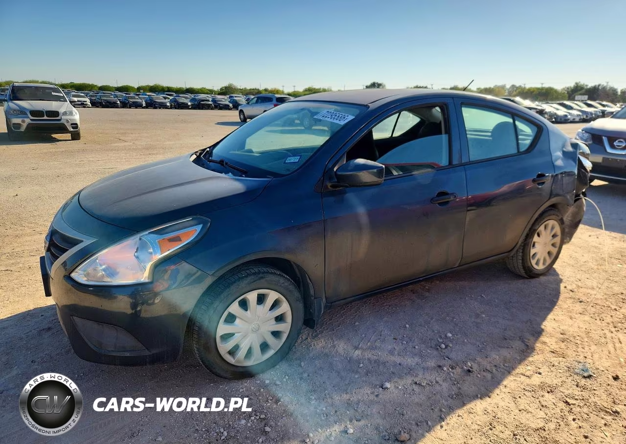2016 Nissan Versa 1.6 S