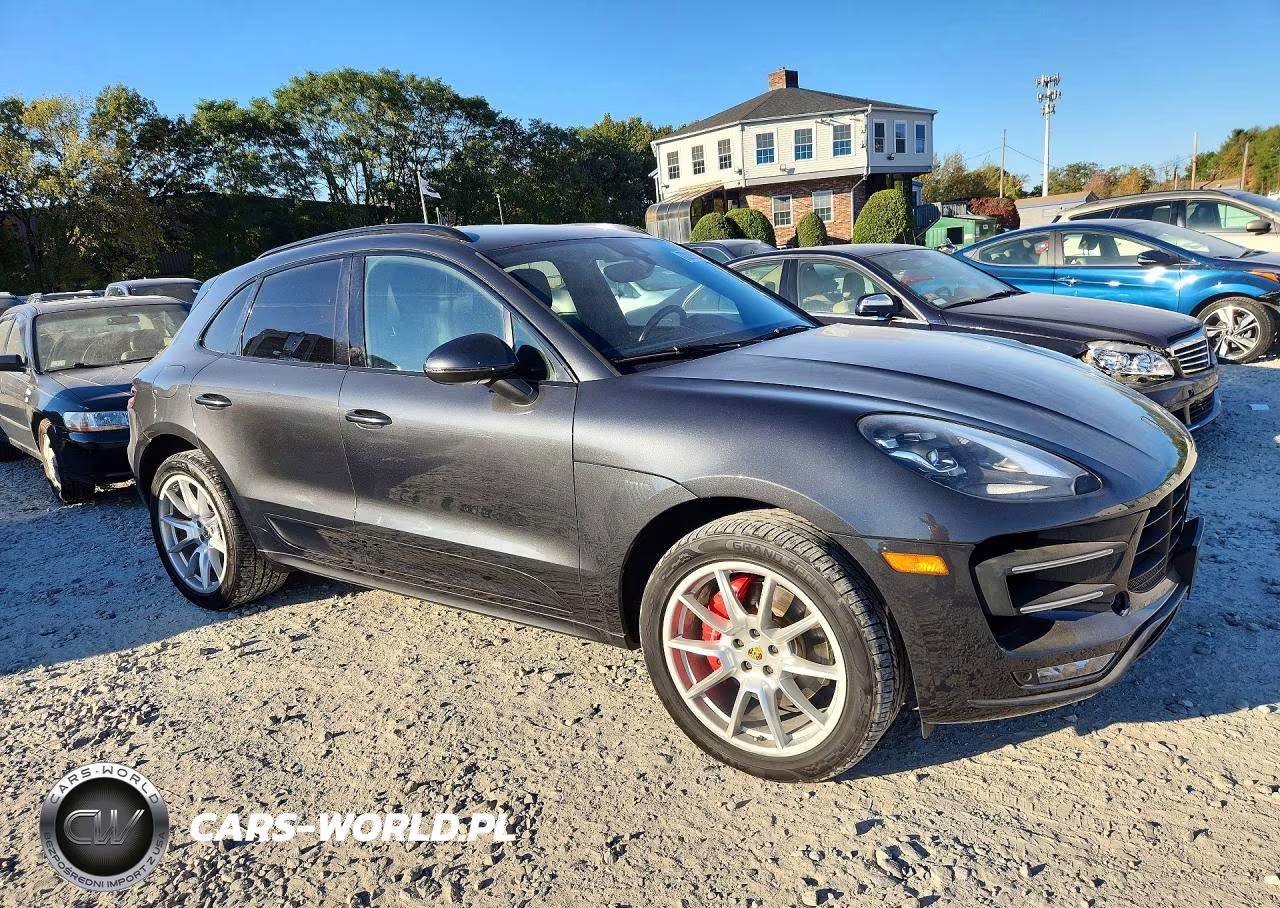2018 Porsche Macan Turbo VIN:WP1AF2A5XJLB70860 - 4