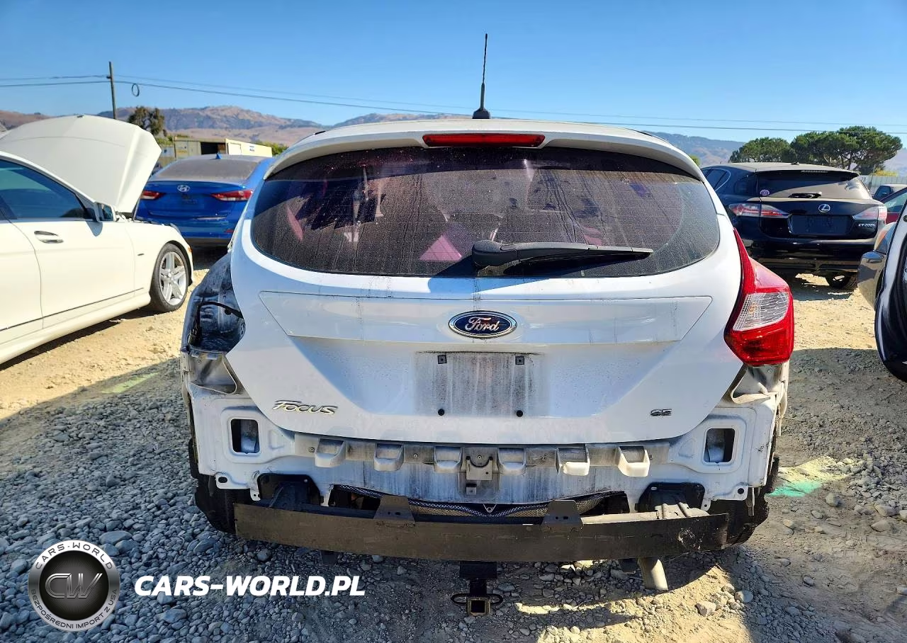2014 Ford Focus Se VIN:1FADP3K27EL144833 - 6