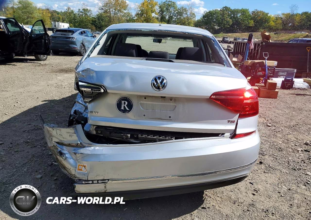 2018 Volkswagen Passat S VIN:1VWAA7A38JC011053 - 6