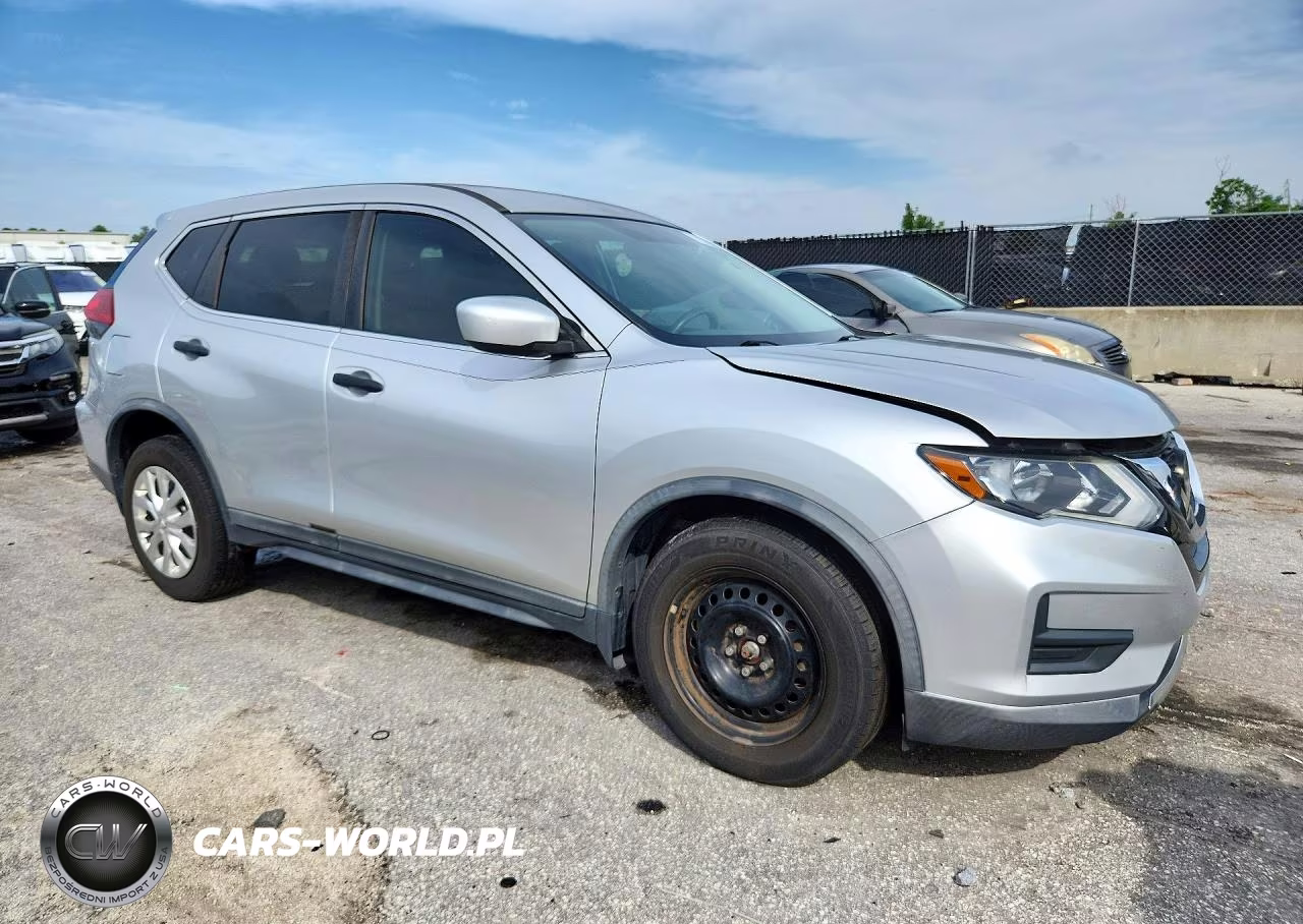 2018 Nissan Rogue S VIN:KNMAT2MT3JP529768 - 4