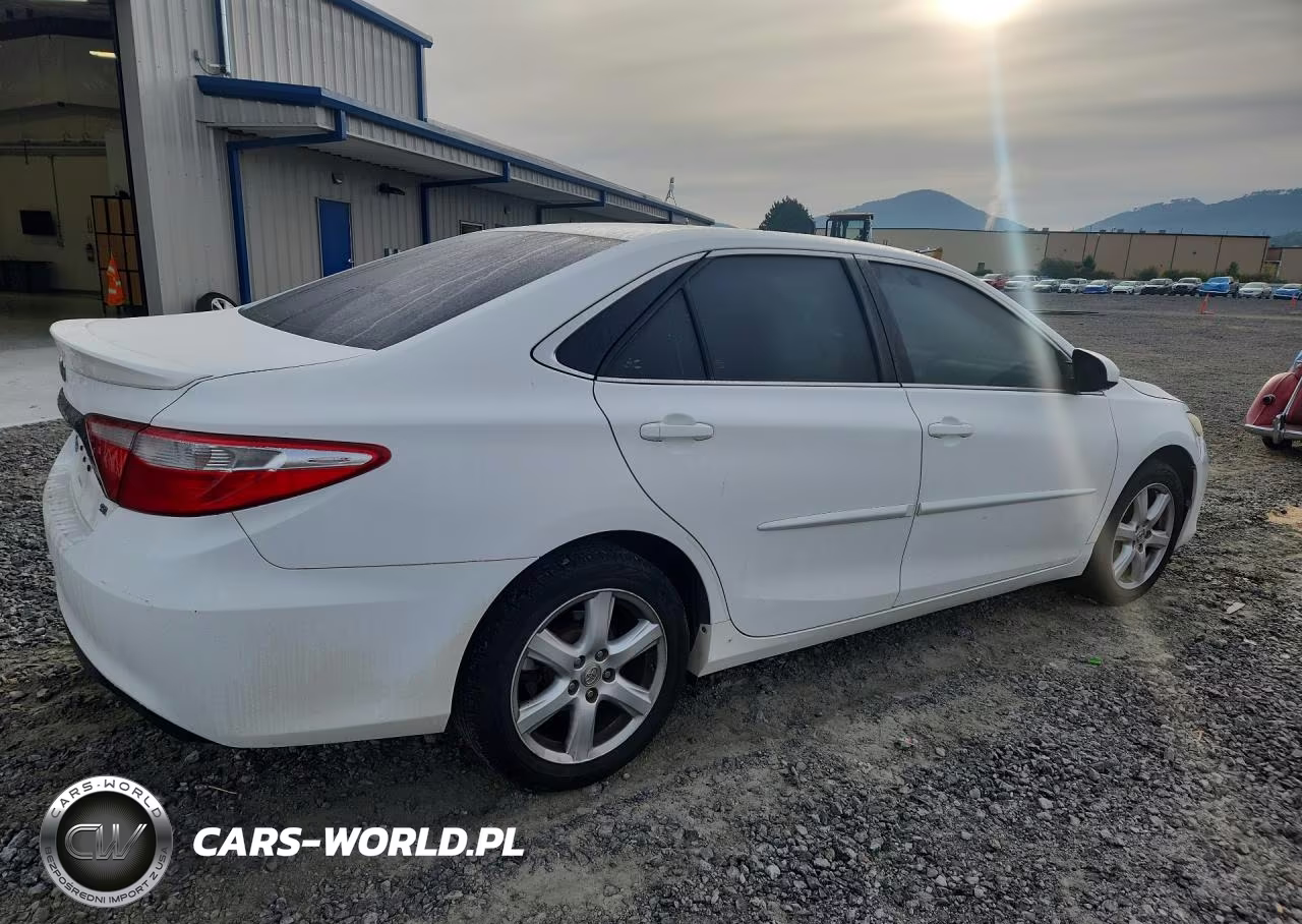 2016 Toyota Camry Se VIN:4T1BF1FK7GU238707 - 3