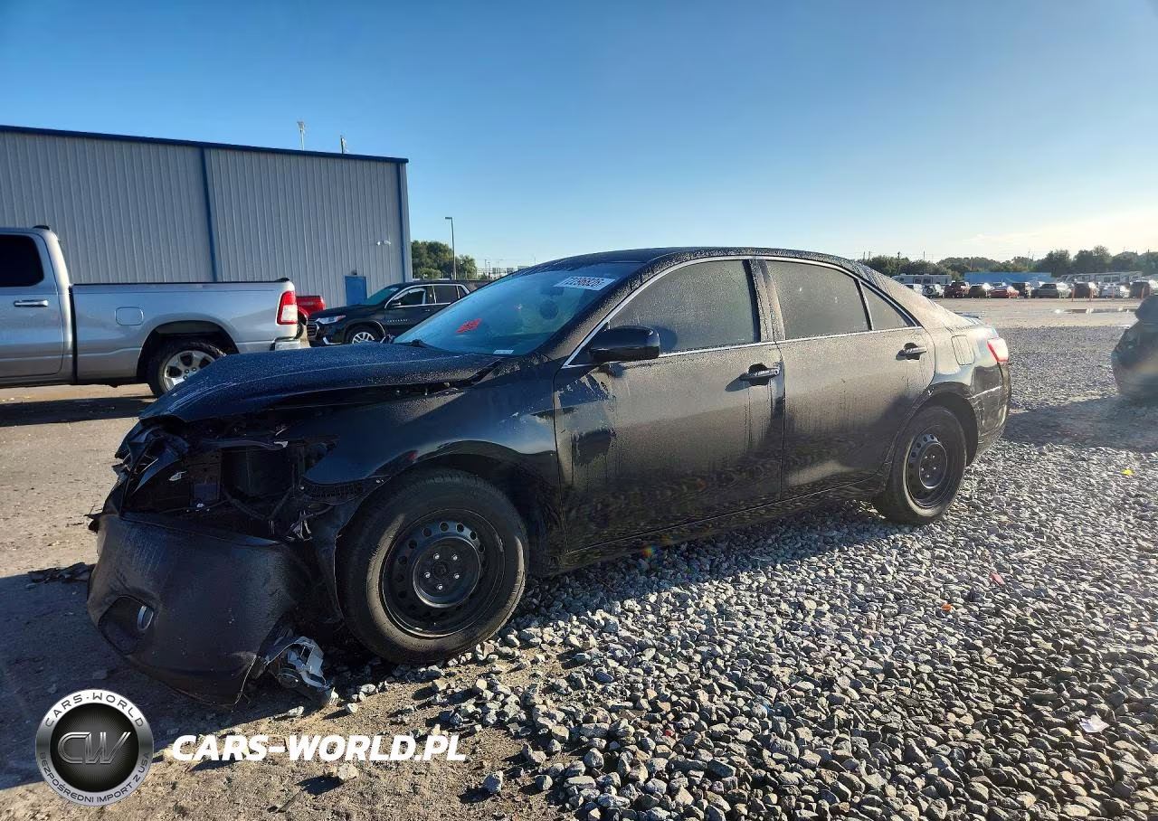 2010 Toyota Camry Base – zdjęcie 1 z 12
