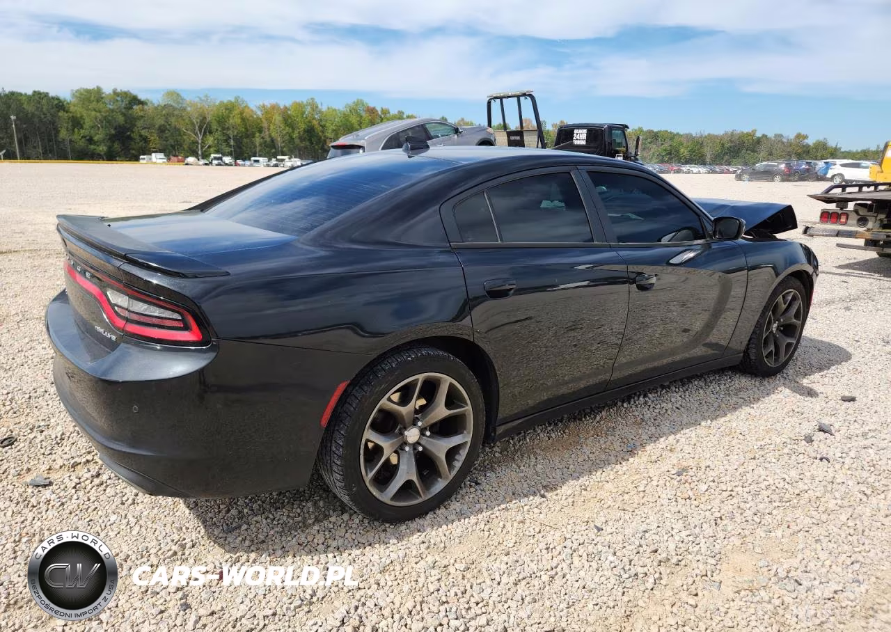 2015 Dodge Charger Sxt VIN:2C3CDXHG1FH852314 - 3