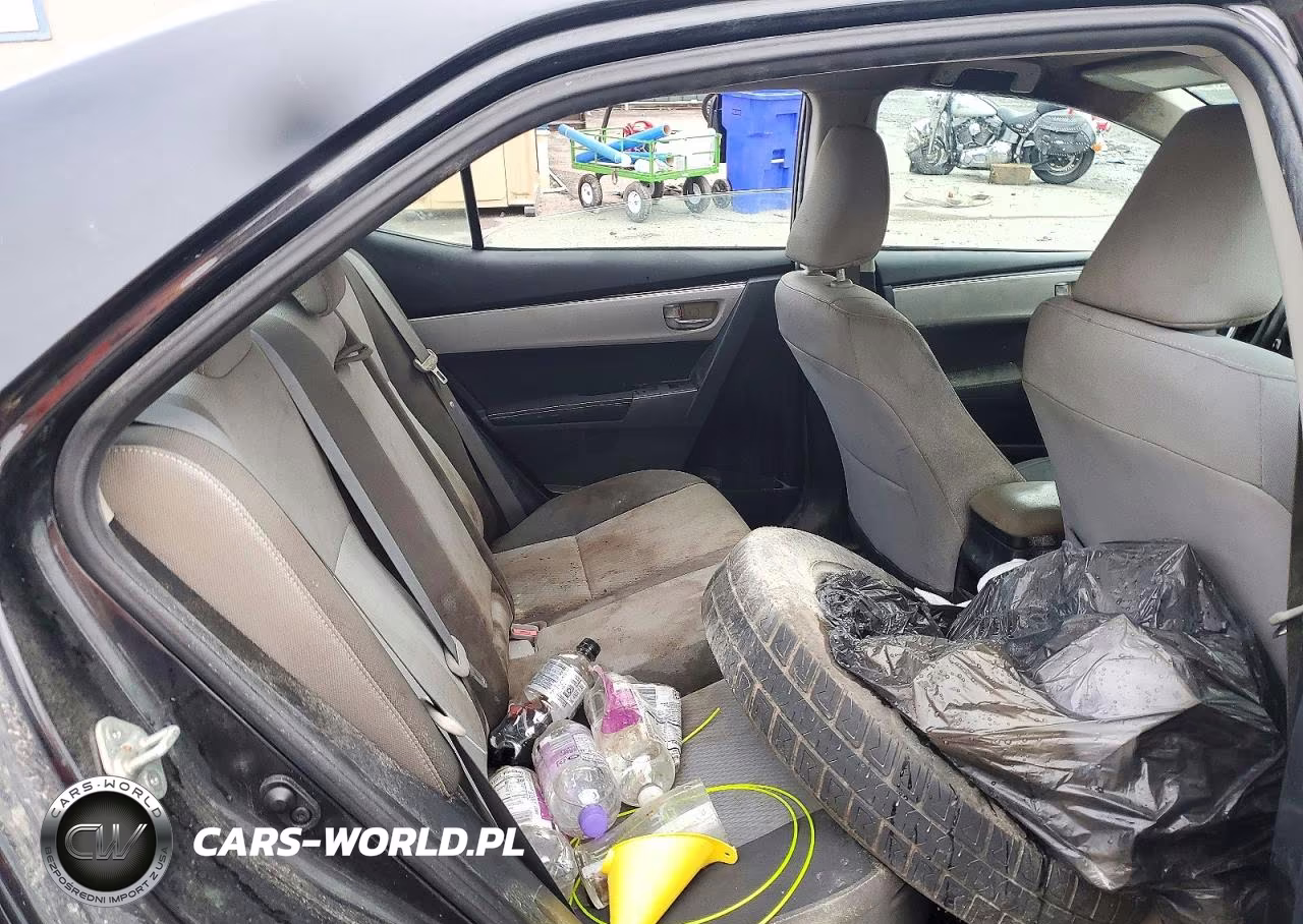 2018 Toyota Corolla Le VIN:2T1BURHE4JC067726 - 10