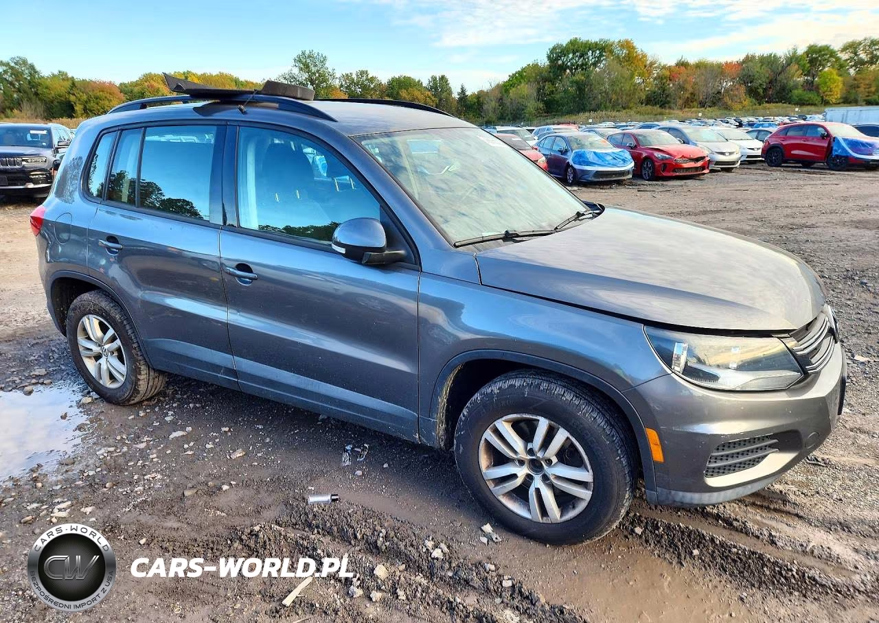 2015 Volkswagen Tiguan S VIN:WVGBV7AX7FW615483 - 4