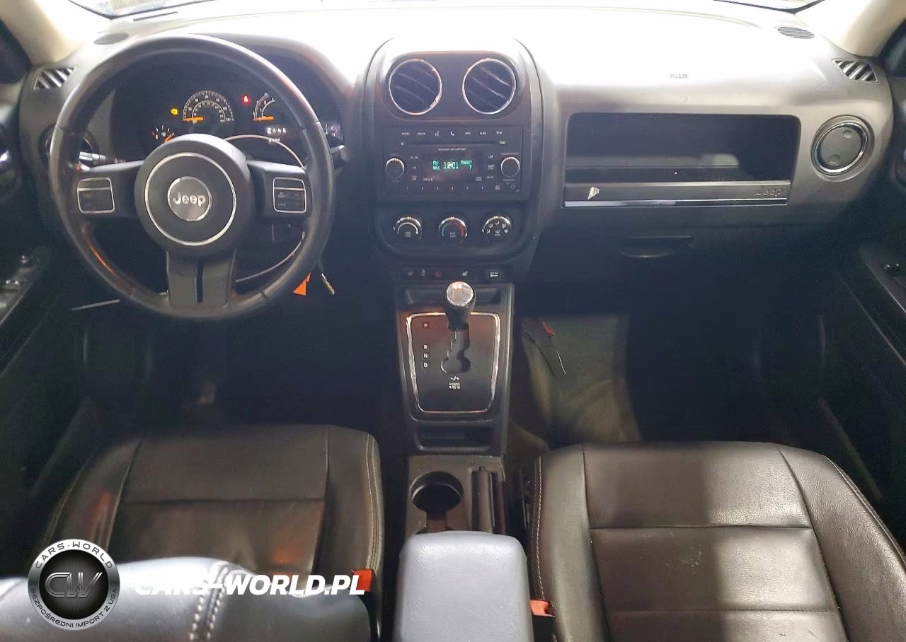 2016 Jeep Patriot Latitude VIN:1C4NJRFB2GD612641 - 8