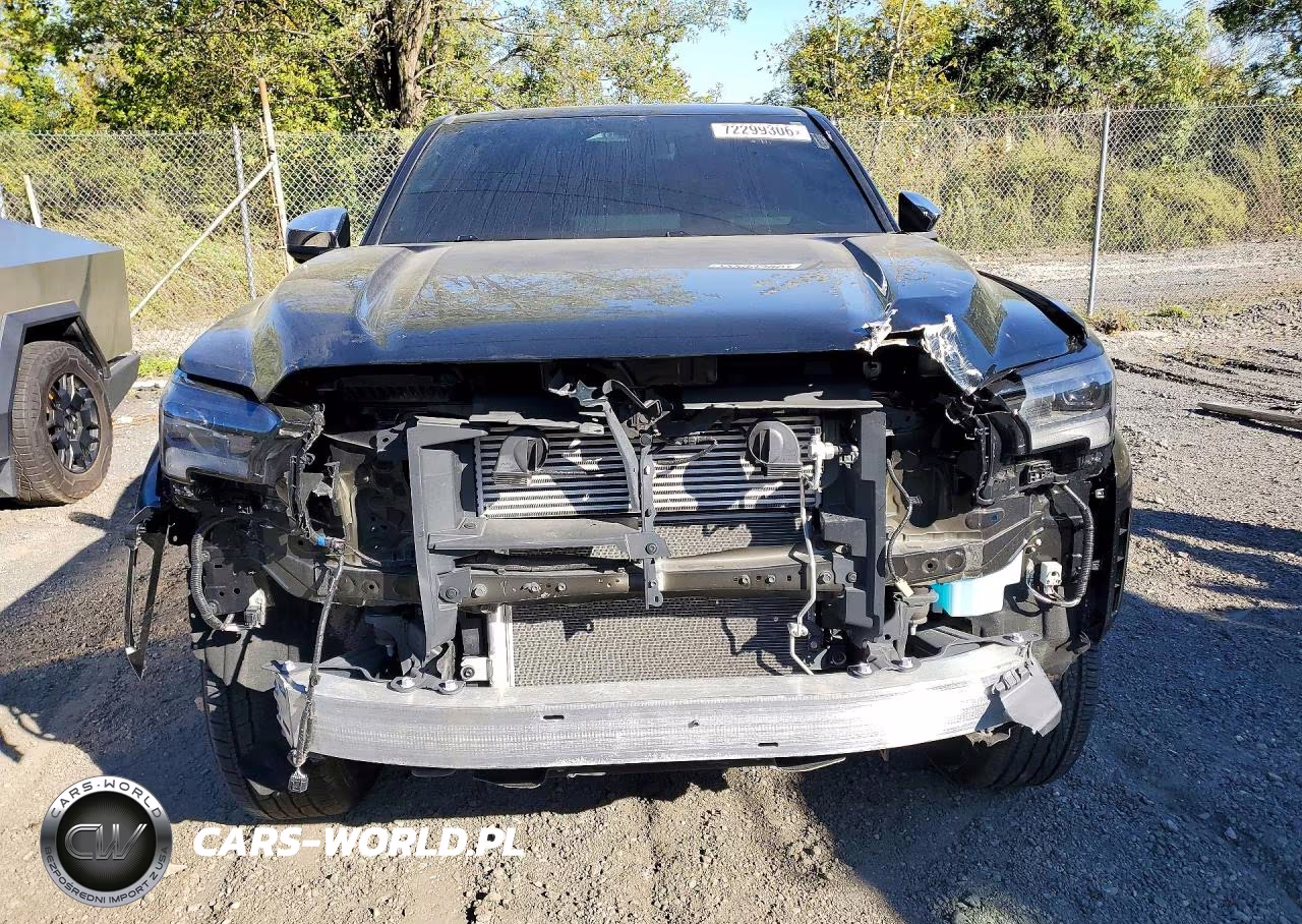 2025 Toyota Tacoma Limited VIN:3TMLB5JN6SM111165 - 5