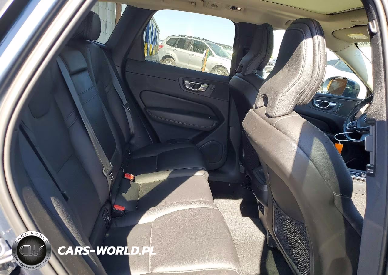 2021 Volvo Xc60 T6 Momentum VIN:YV4A22RK1M1685184 - 10
