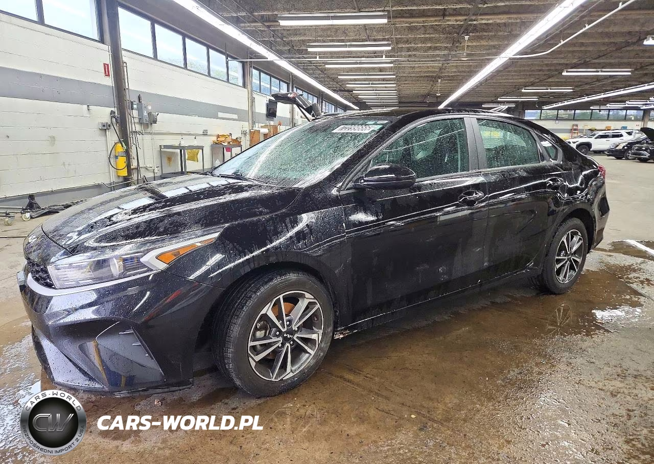 2023 Kia Forte Lxs VIN:3KPF24AD6PE529516 - 1