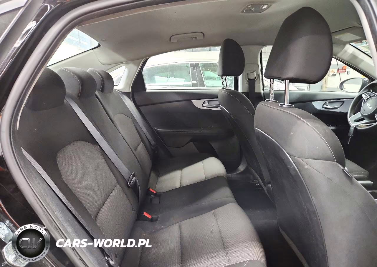 2023 Kia Forte Lxs VIN:3KPF24AD6PE529516 - 10