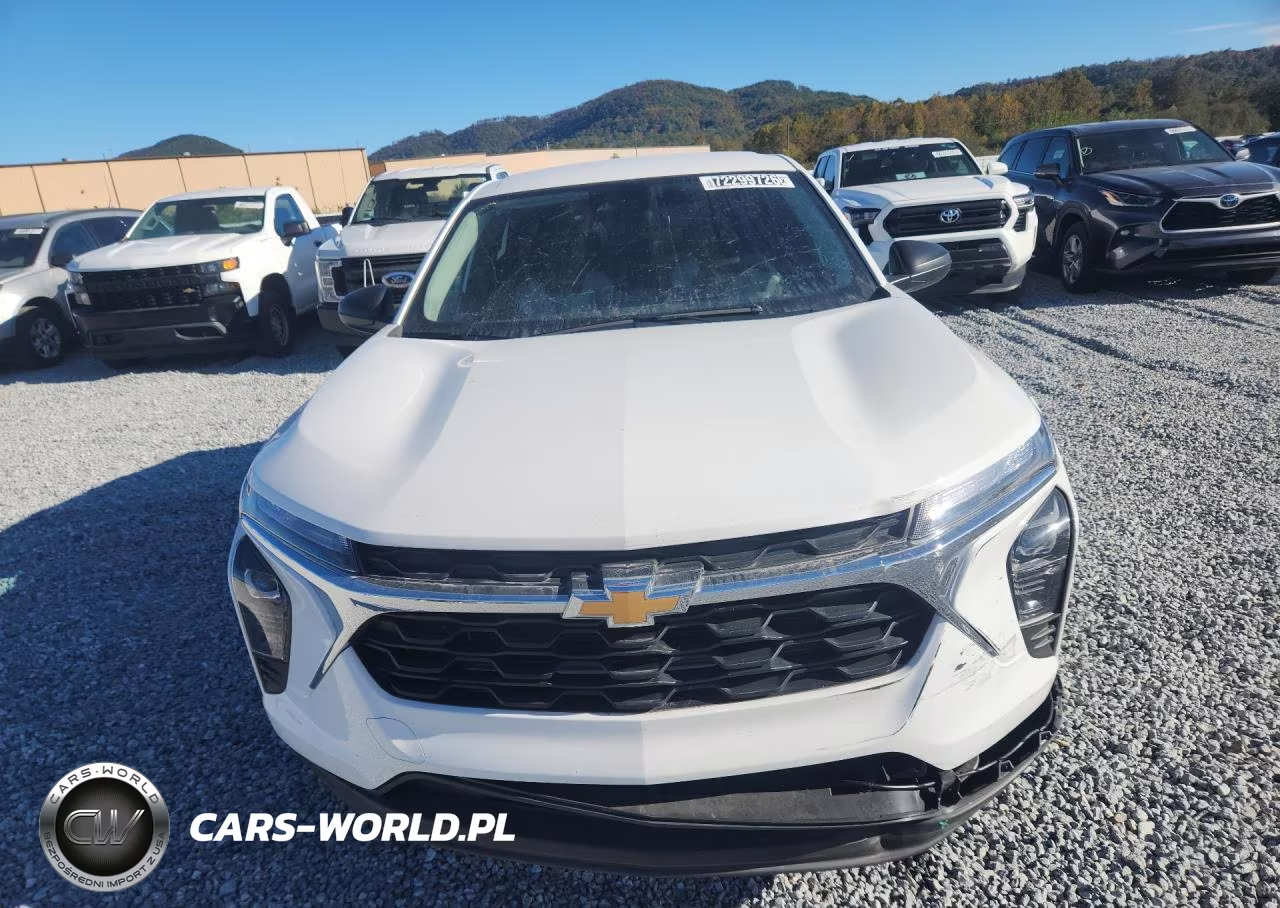 2026 Chevrolet Trax Ls VIN:KL77LFEP4TC086766 - 5