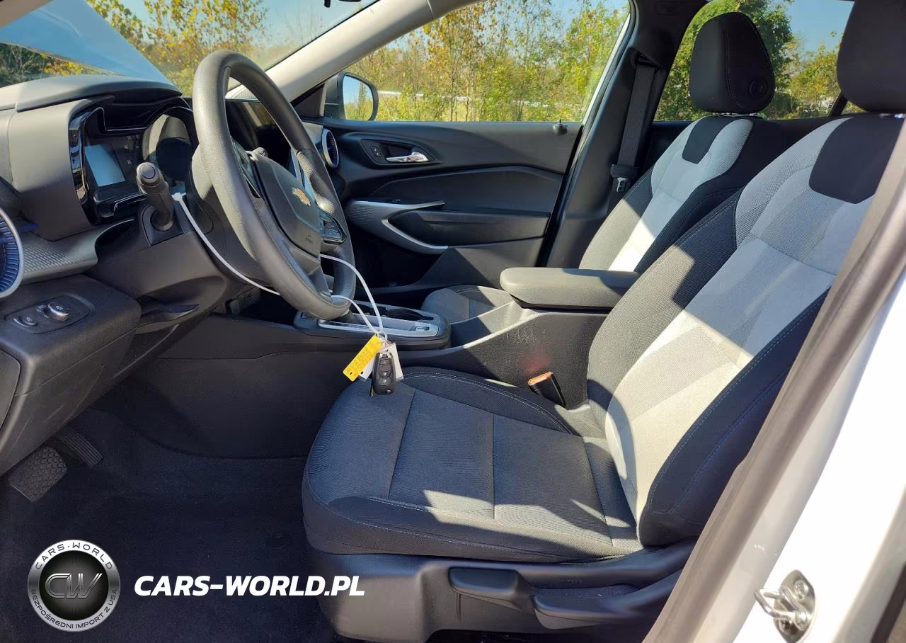 2026 Chevrolet Trax Ls VIN:KL77LFEP4TC086766 - 7
