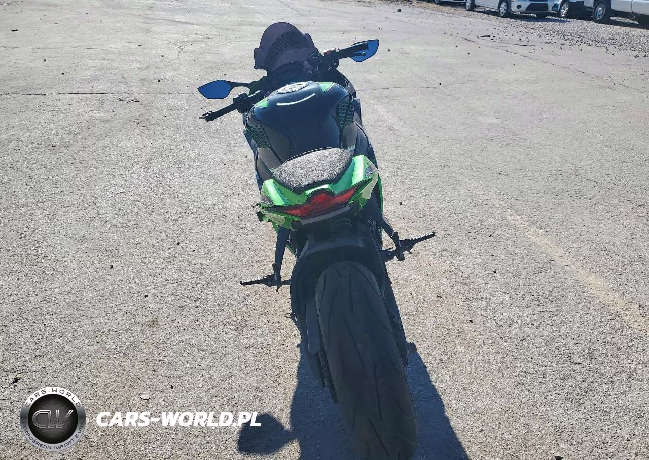 2017 Kawasaki Zx1000 R VIN:JKAZXCR1XHA005044 - 4