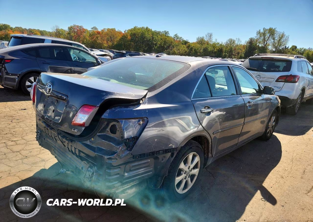 2010 Toyota Camry Le VIN:4T4BF3EK3AR070154 - 3