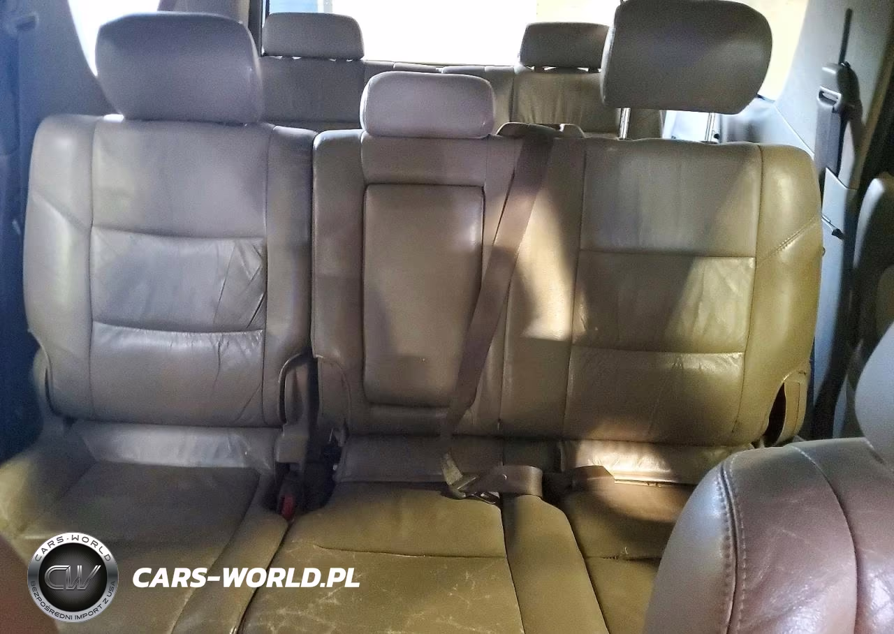 2002 Toyota Sequoia Limited VIN:5TDBT48A52S107131 - 10