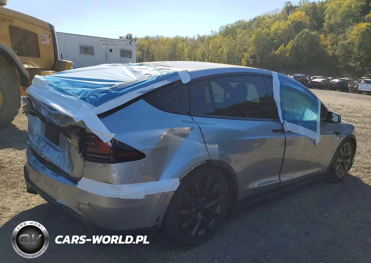 2025 Tesla Model X VIN:7SAXCBE50SF469862 - 3