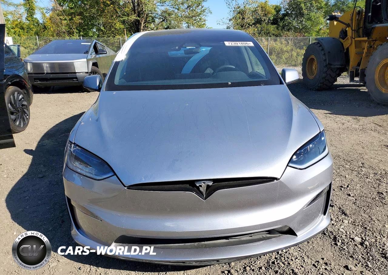 2025 Tesla Model X VIN:7SAXCBE50SF469862 - 5