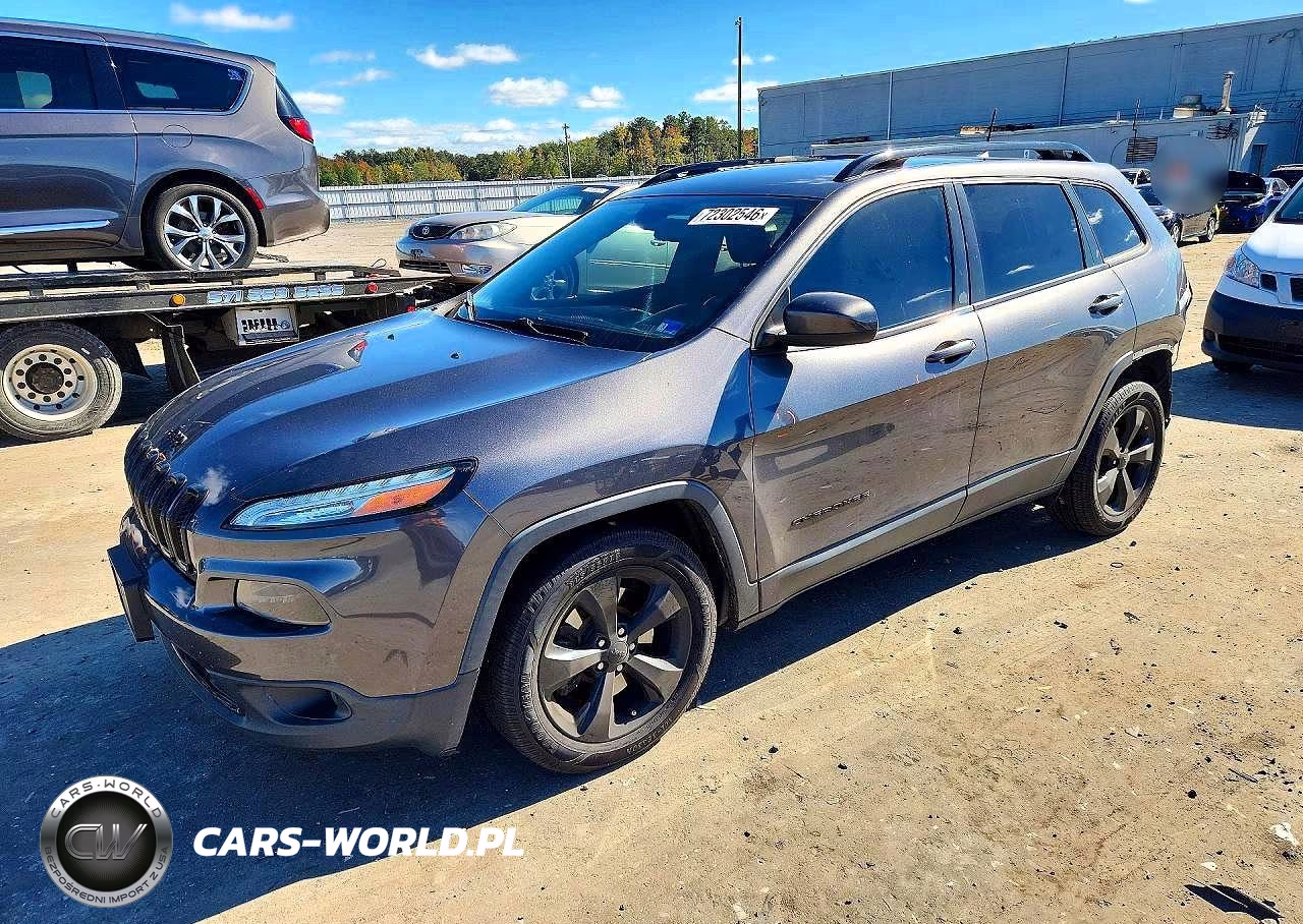 2018 Jeep Cherokee Latitude VIN:1C4PJLCB1JD519207 - 1