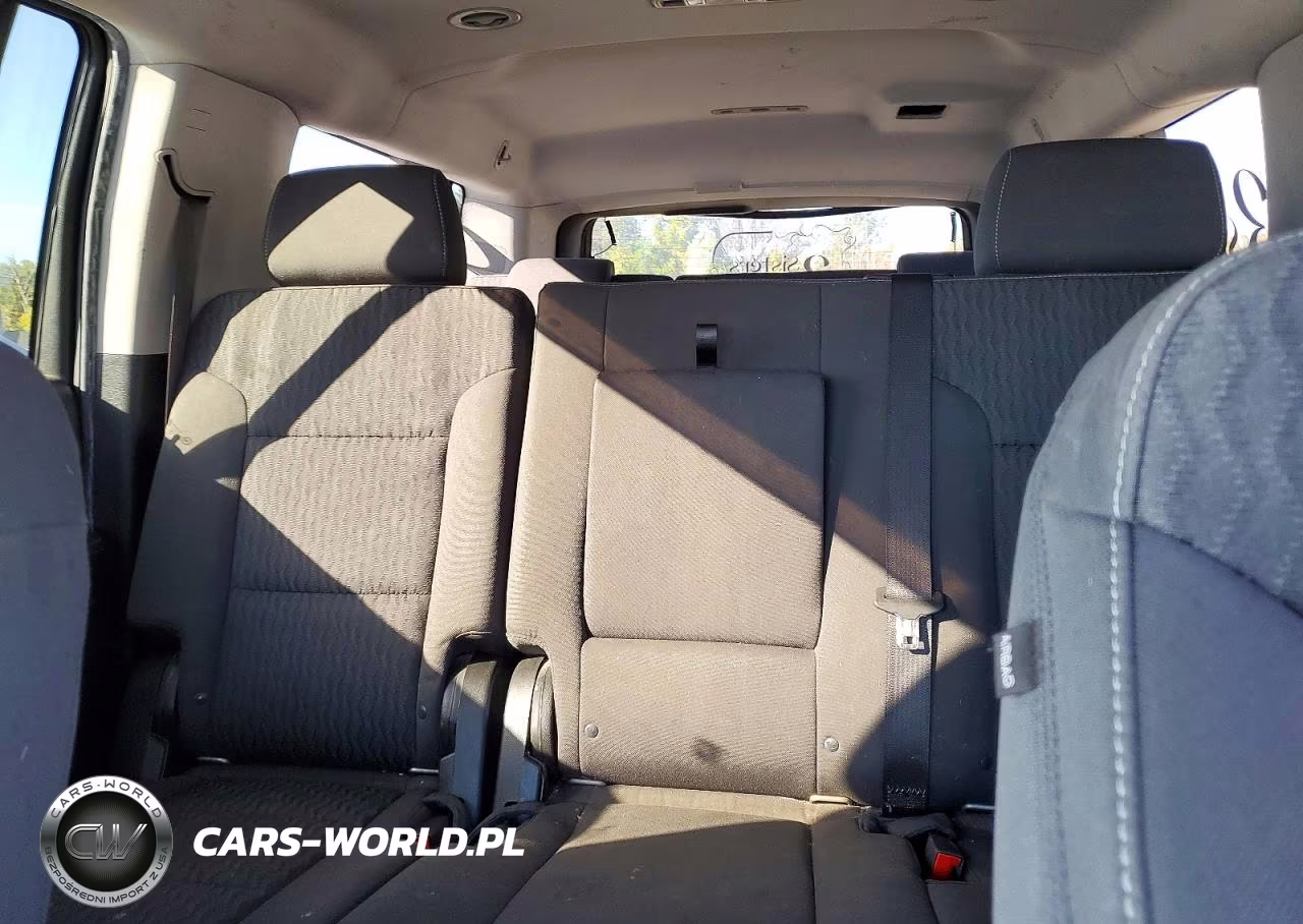 2018 Chevrolet Suburban K1500 Ls VIN:1GNSKGKC2JR402691 - 10