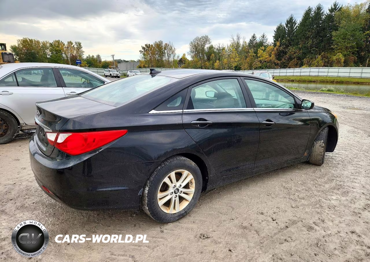 2012 Hyundai Sonata Gls VIN:5NPEB4AC9CH426079 - 3