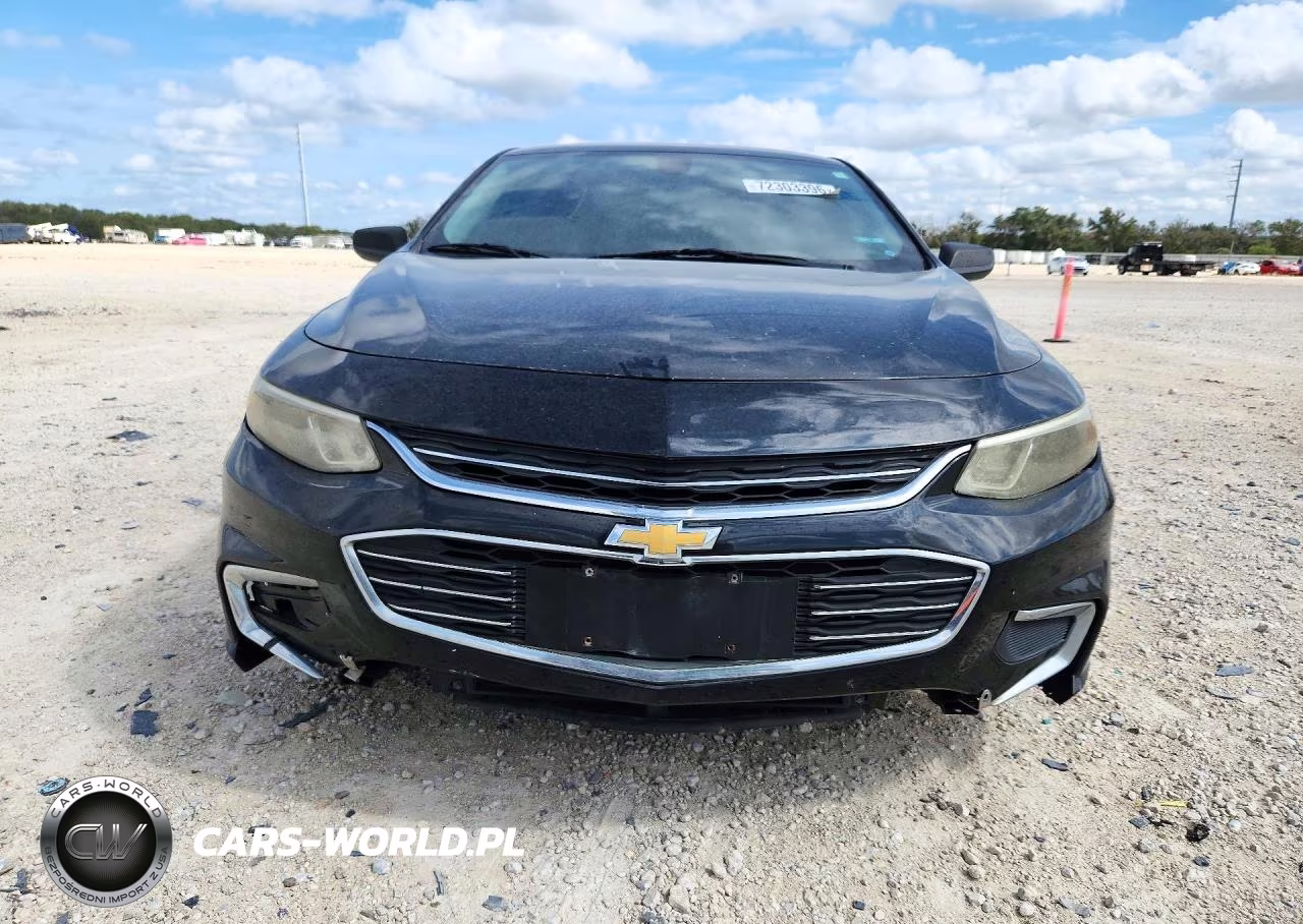 2018 Chevrolet Malibu Ls VIN:1G1ZB5ST4JF273701 - 5
