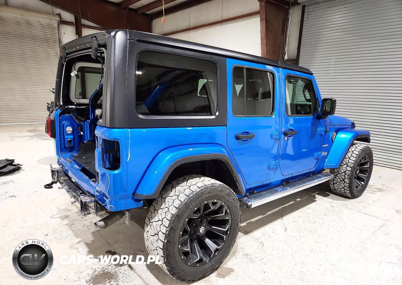 2021 Jeep Wrangler Unlimited Sahara VIN:1C4HJXEG9MW855376 - 3