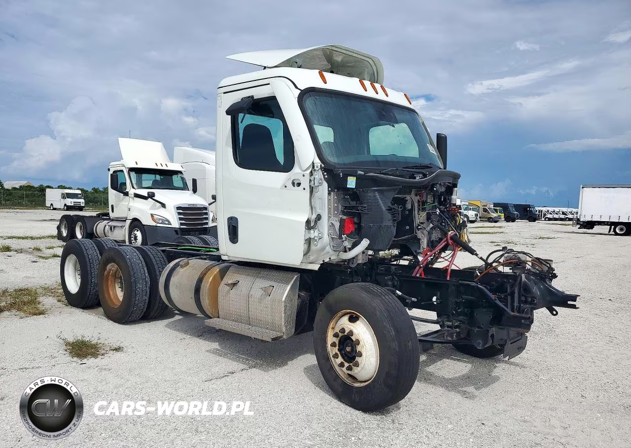 2024 Freightliner Cascadia 126" Day Cab Truck Cab And Chassis VIN:3AKJHLDV2RDUG5845 - 4