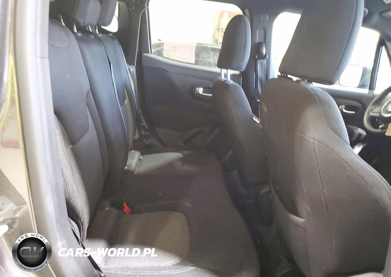 2021 Jeep Renegade Latitude VIN:ZACNJDBBXMPM65231 - 11